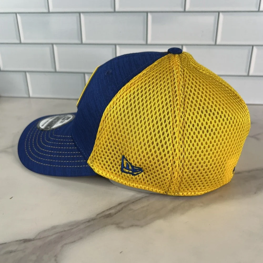Golden State Warriors Hat Cap Fitted Small Medium Basketball New Era 39Thirty‎